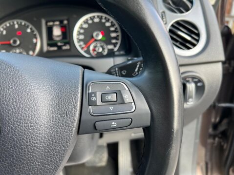 Volkswagen Tiguan 2.0 TDI BlueMotion Tech Match DSG 4WD Euro 5 (s/s) 5dr 28