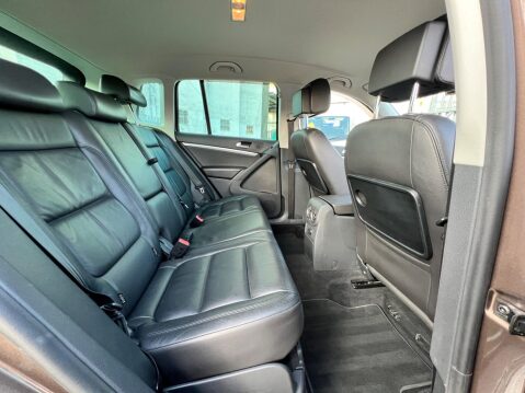 Volkswagen Tiguan 2.0 TDI BlueMotion Tech Match DSG 4WD Euro 5 (s/s) 5dr 47