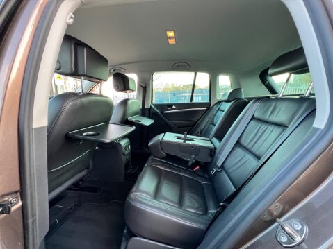 Volkswagen Tiguan 2.0 TDI BlueMotion Tech Match DSG 4WD Euro 5 (s/s) 5dr 56