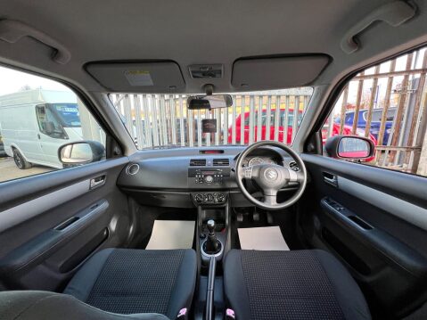 Suzuki Swift 1.5 GLX 5dr 21