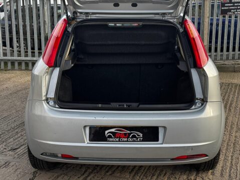 Fiat Grande Punto 1.2 Dynamic 3dr 31