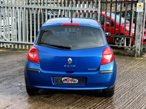 Renault Clio 1.5 dCi Expression 5dr 17