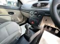 Renault Clio 1.5 dCi Expression 5dr 27