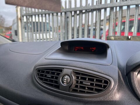Renault Clio 1.5 dCi Expression 5dr 31