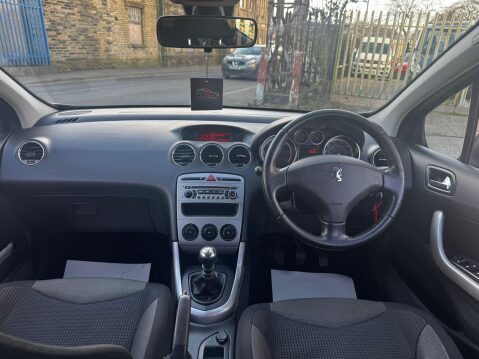 Peugeot 308 1.6 HDi FAP Sport 5dr 33