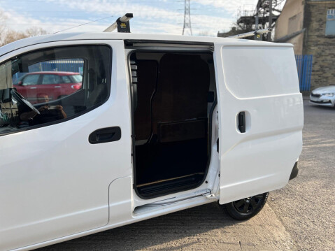 Nissan NV200 1.5 dCi Acenta SWB Euro 6 6dr 13