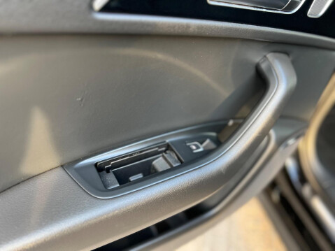 Audi A6 2.0 TDI ultra Black Edition S Tronic Euro 6 (s/s) 4dr 60