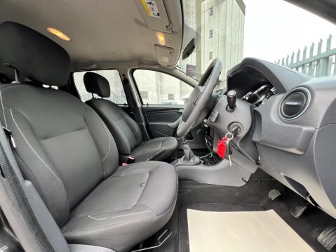Dacia Duster 1.5 dCi Ambiance 4WD Euro 6 (s/s) 5dr 29