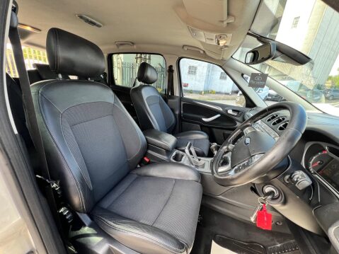 Ford S-Max 2.0 TDCi Titanium 5dr 42