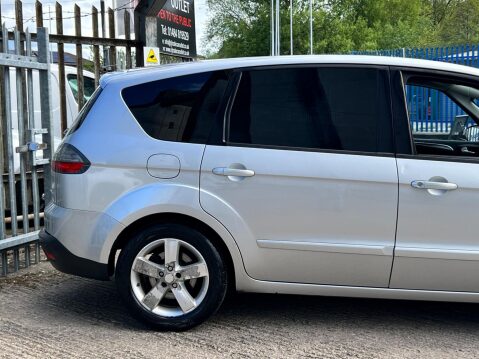 Ford S-Max 2.0 TDCi Titanium 5dr 9