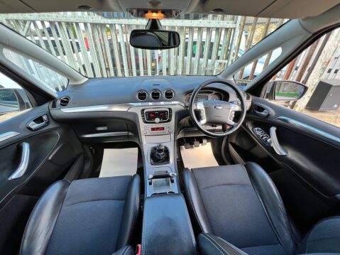 Ford S-Max 2.0 TDCi Titanium 5dr 31