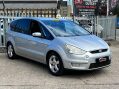 Ford S-Max 2.0 TDCi Titanium 5dr 3