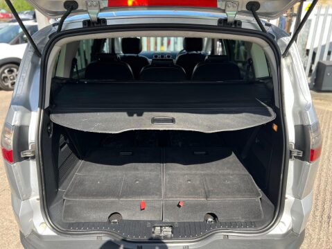 Ford S-Max 2.0 TDCi Titanium 5dr 23