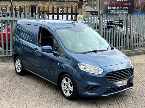 Ford Transit Courier 1.5 TDCi Limited L1 Euro 6 5dr 4