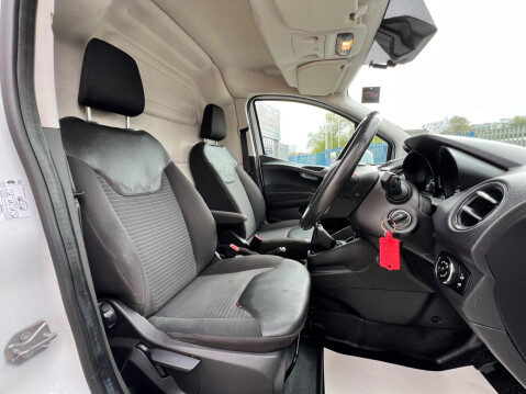 Ford Transit Courier 1.5 TDCi Sport L1 Euro 6 5dr 32