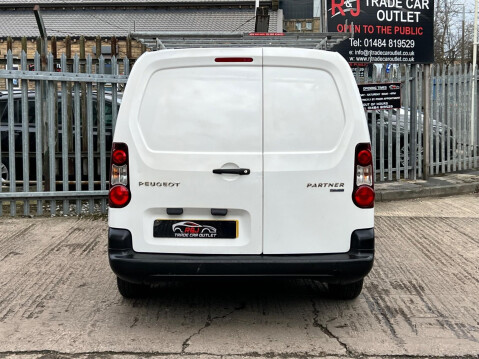 Peugeot Partner 1.6 BlueHDi 750 SE L2 (s/s) 4dr 20