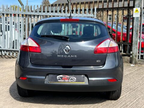 Renault Megane 1.5 dCi Dynamique TomTom Euro 5 5dr 16