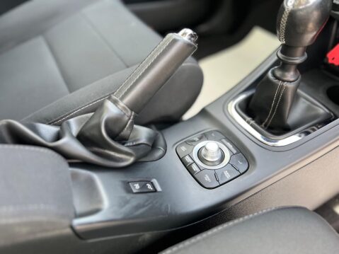 Renault Megane 1.5 dCi Dynamique TomTom Euro 5 5dr 38