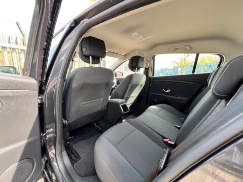 Renault Megane 1.5 dCi Dynamique TomTom Euro 5 5dr 53