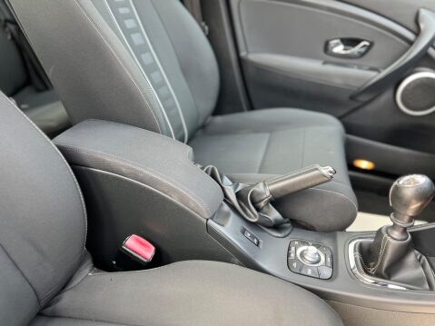 Renault Megane 1.5 dCi Dynamique TomTom Euro 5 5dr 37