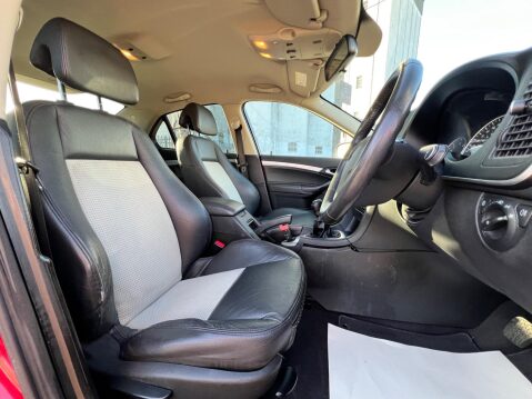 Saab 9-3 1.9 TTiD Vector Sport Euro 4 4dr 33
