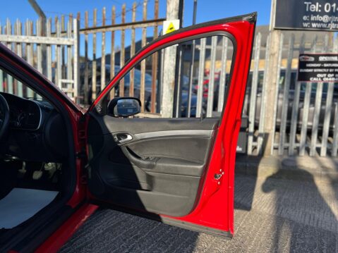 Saab 9-3 1.9 TTiD Vector Sport Euro 4 4dr 36