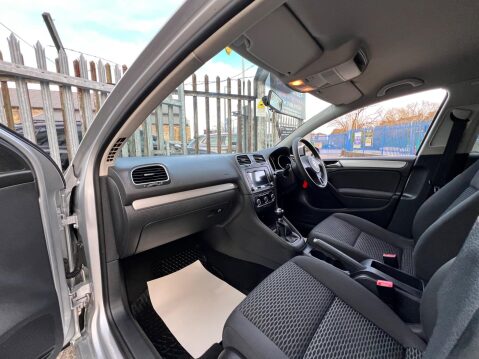Volkswagen Golf 1.6 TDI S Euro 5 5dr 44