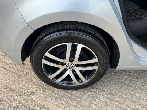 Volkswagen Golf 1.6 TDI S Euro 5 5dr 11