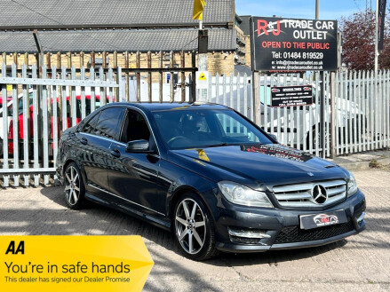 Mercedes-Benz C Class 1.6 C180 BlueEfficiency AMG Sport Plus G-Tronic+ Euro 5 (s/s) 4dr