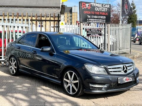 Mercedes-Benz C Class 1.6 C180 BlueEfficiency AMG Sport Plus G-Tronic+ Euro 5 (s/s) 4dr 3