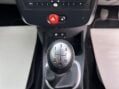 Renault Clio 1.2 I-Music Euro 5 5dr 33