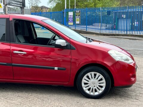 Renault Clio 1.2 I-Music Euro 5 5dr 11