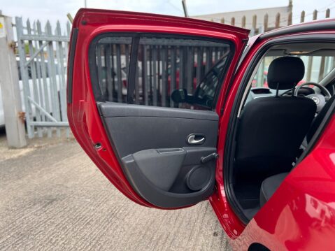 Renault Clio 1.2 I-Music Euro 5 5dr 58