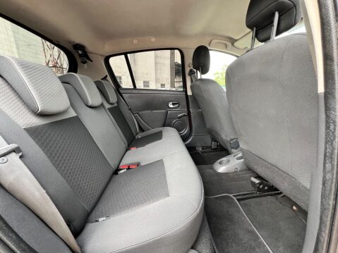 Renault Clio 1.2 I-Music Euro 5 5dr 45