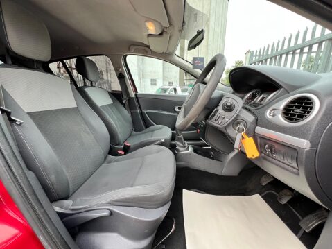 Renault Clio 1.2 I-Music Euro 5 5dr 39