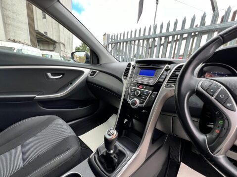 Hyundai i30 1.6 CRDi Blue Drive Active Tourer Euro 5 (s/s) 5dr 39