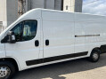 Peugeot Boxer 2.2 BlueHDi 335 Professional L3 H2 Euro 6 (s/s) 5dr 14