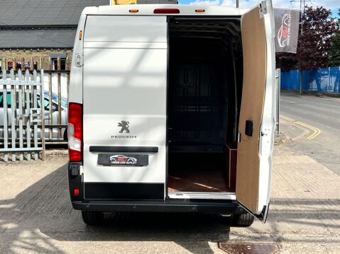 Peugeot Boxer 2.2 BlueHDi 335 Professional L3 H2 Euro 6 (s/s) 5dr 22