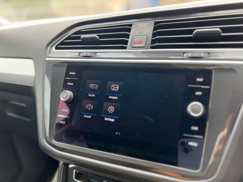 Volkswagen Tiguan 2.0 TDI S Euro 6 (s/s) 5dr 36
