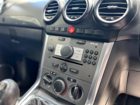 Vauxhall Antara 2.4 Exclusiv 2WD Euro 5 5dr 34