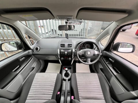 Suzuki SX4 1.6 SZ5 4Grip Euro 5 5dr 25