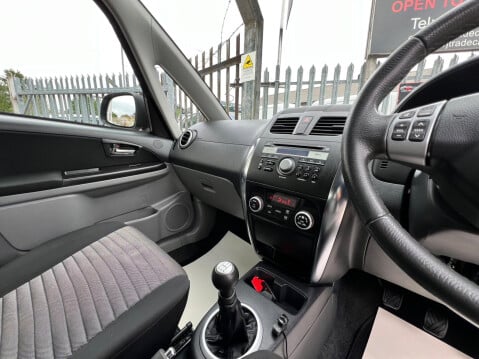 Suzuki SX4 1.6 SZ5 4Grip Euro 5 5dr 36