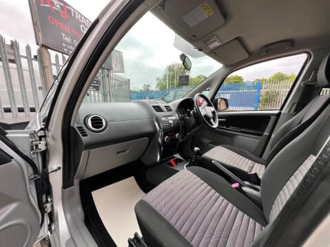 Suzuki SX4 1.6 SZ5 4Grip Euro 5 5dr 48