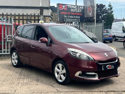 Renault Scenic 1.5 dCi Dynamique TomTom Euro 5 (s/s) 5dr 5