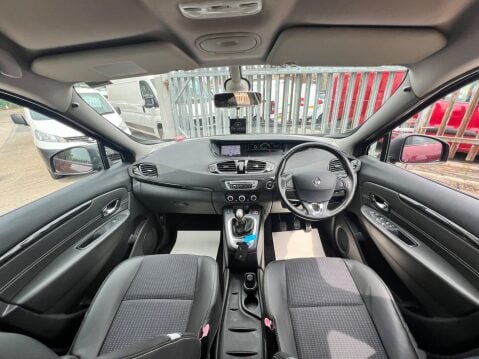 Renault Scenic 1.5 dCi Dynamique TomTom Euro 5 (s/s) 5dr 25