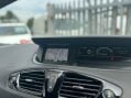 Renault Scenic 1.5 dCi Dynamique TomTom Euro 5 (s/s) 5dr 37