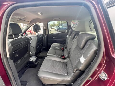 Renault Scenic 1.5 dCi Dynamique TomTom Euro 5 (s/s) 5dr 52