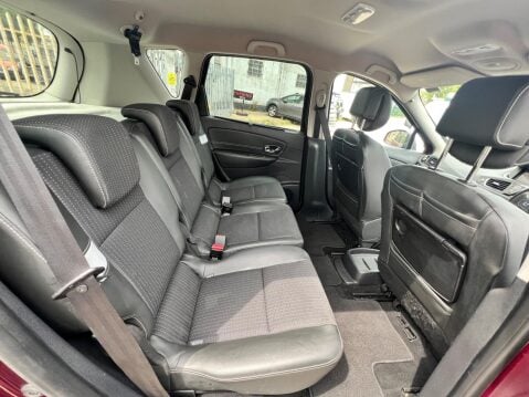 Renault Scenic 1.5 dCi Dynamique TomTom Euro 5 (s/s) 5dr 65