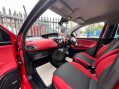 Chrysler Ypsilon 1.2 Black&Red Euro 5 (s/s) 5dr 46