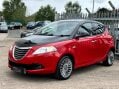Chrysler Ypsilon 1.2 Black&Red Euro 5 (s/s) 5dr 5